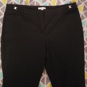 New york and company black capris size 18
